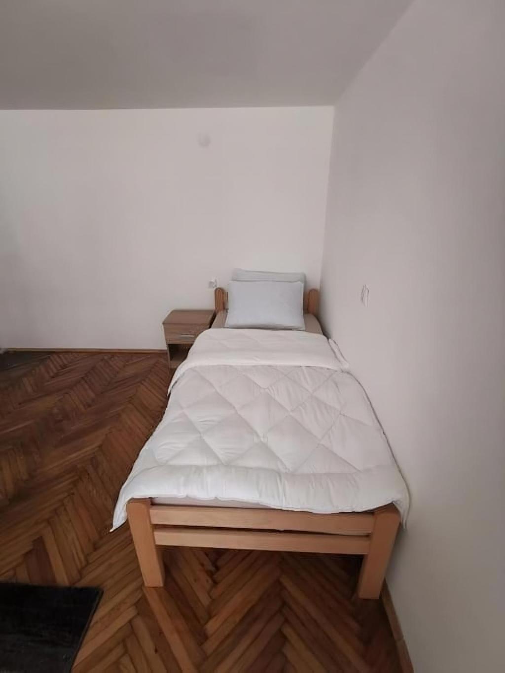 Nov Apartman U Mirnoj Ulici U Centru Beograda Экстерьер фото