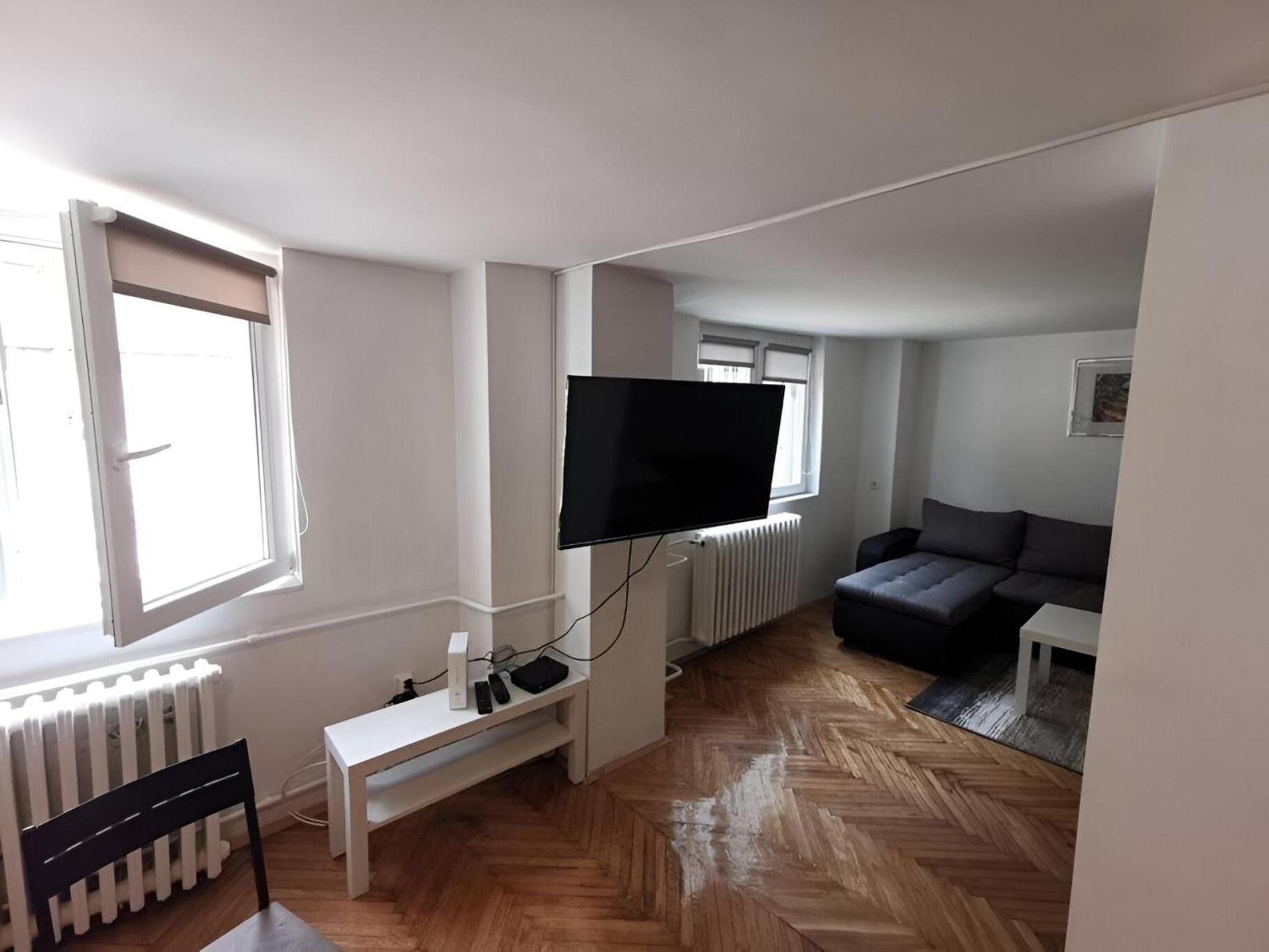Nov Apartman U Mirnoj Ulici U Centru Beograda Экстерьер фото